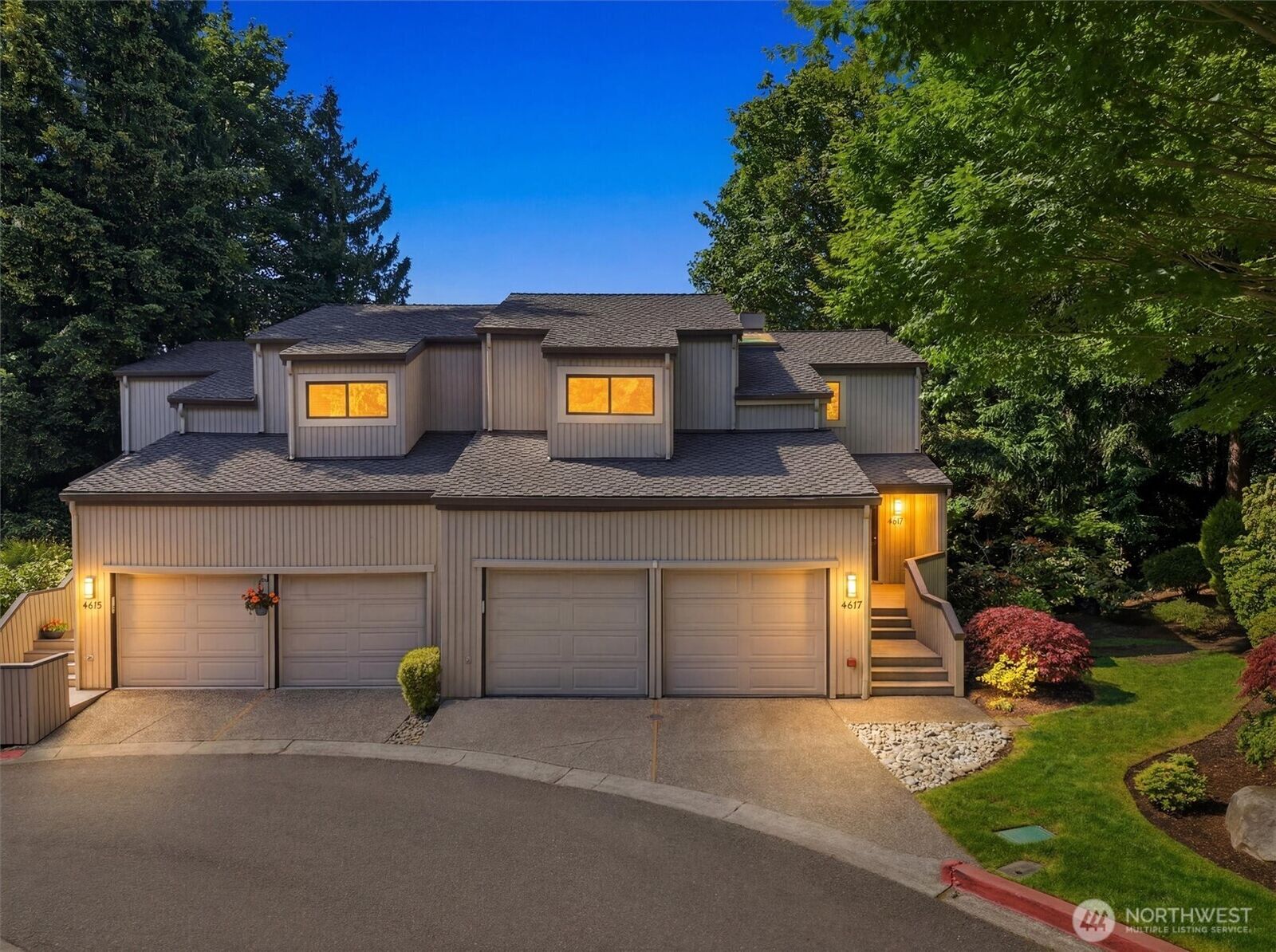 Property Photo:  4617  103rd Lane NE  WA 98033 
