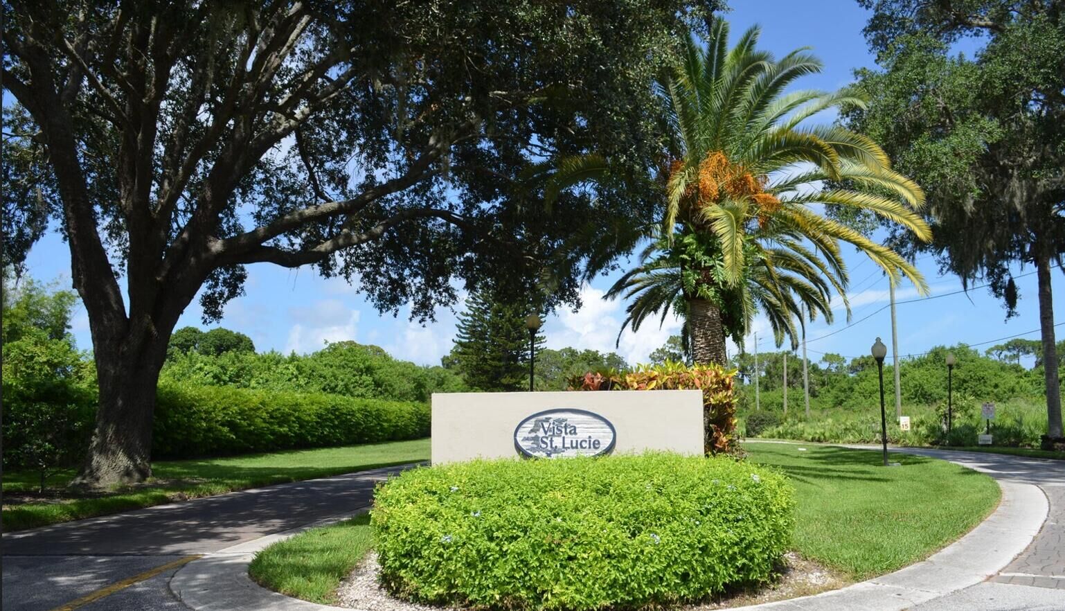 Property Photo:  9 Lake Vista Trail 101  FL 34952 