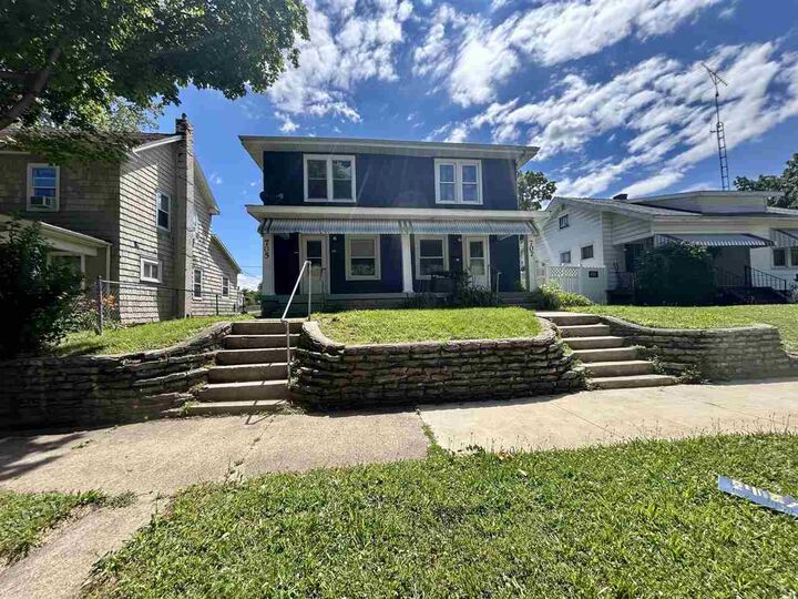 Property Photo:  705 S 12th 707 S 12th  IN 47374 