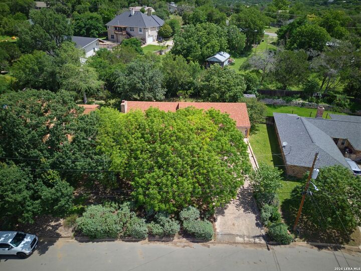 Property Photo:  1702 Susan Drive  TX 78028 