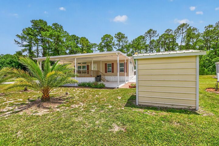 Property Photo: 101 Trout Trl FL 32112