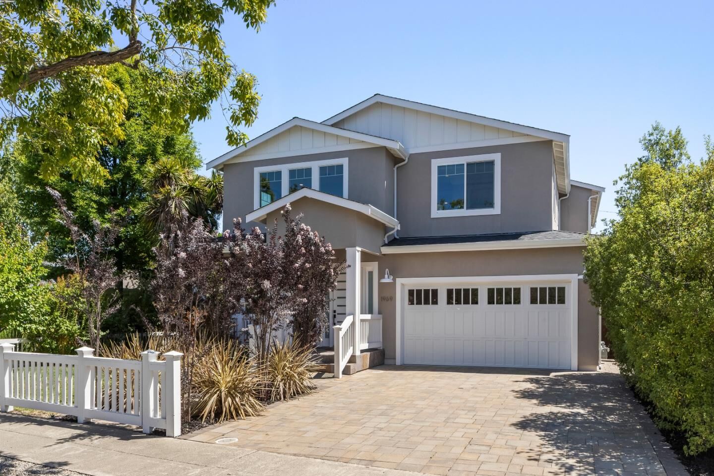 Property Photo: 1969 Kentucky Street CA 94061