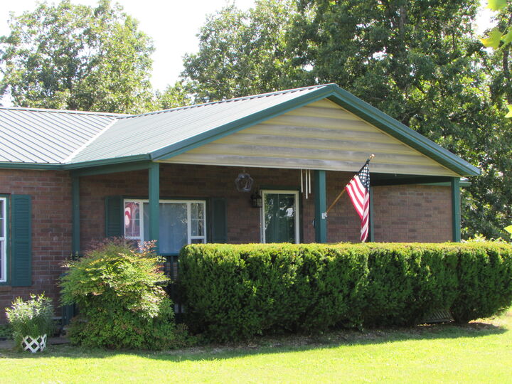 Property Photo:  281 Lake Ranch Road  MO 65680 