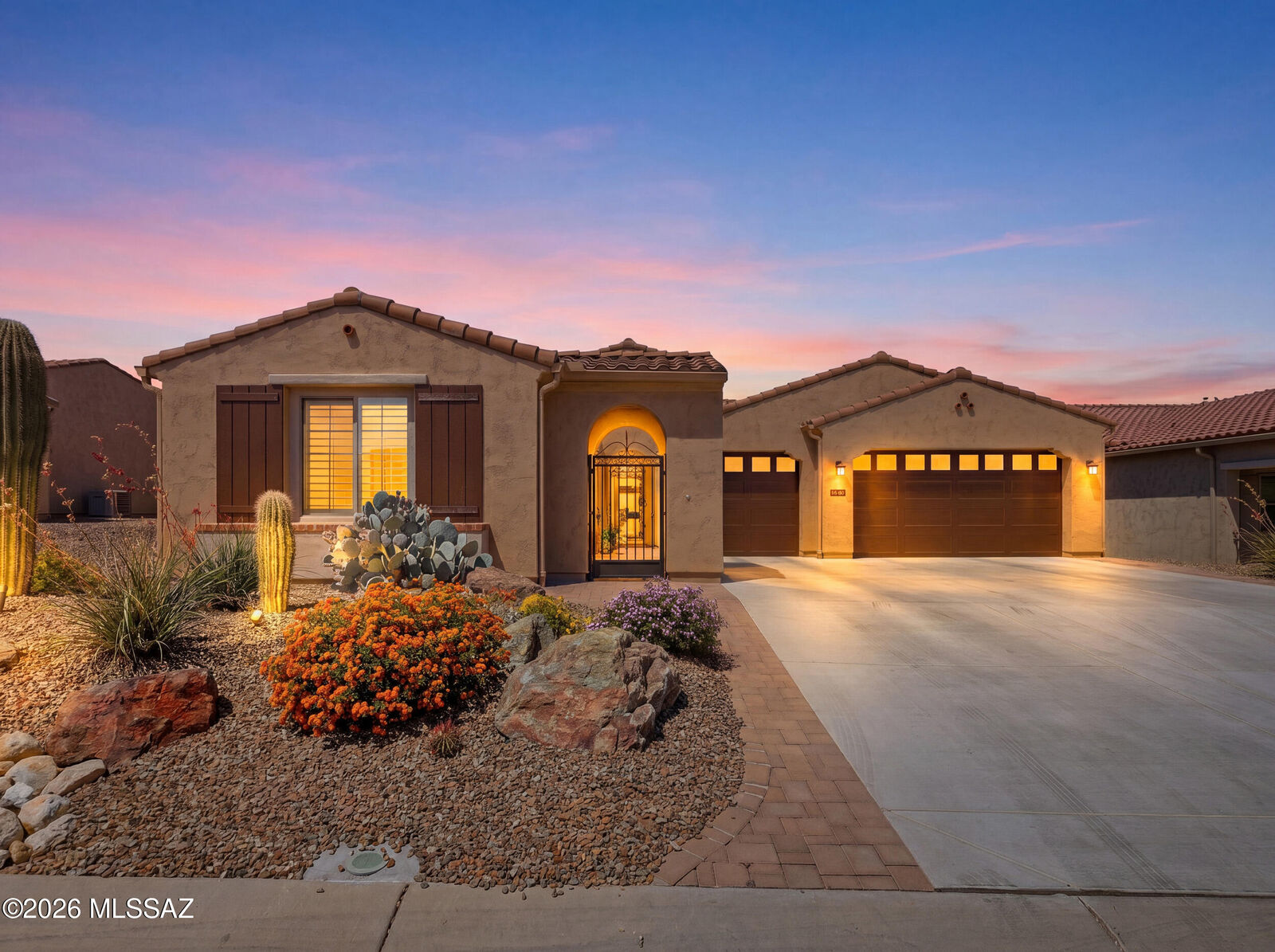 Property Photo: 31606 S Summerwind Drive AZ 85623