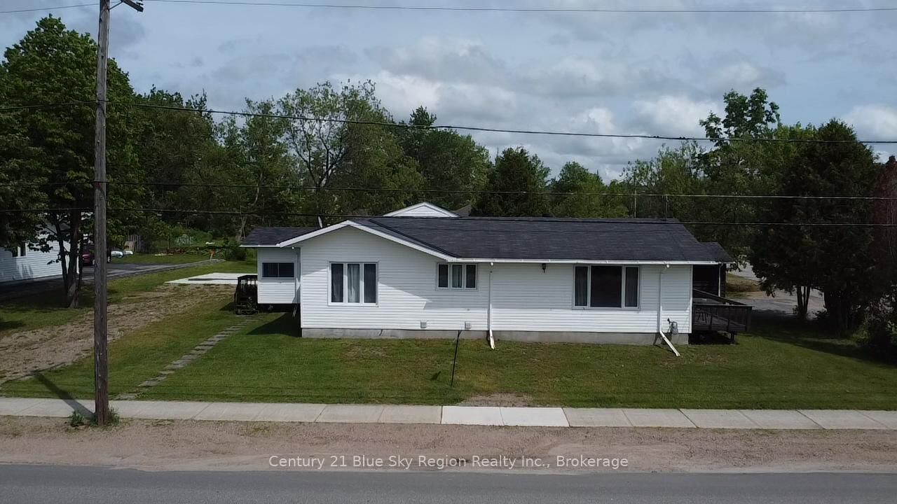 Property Photo: 391 Mattawan Street ON P0H 1V0