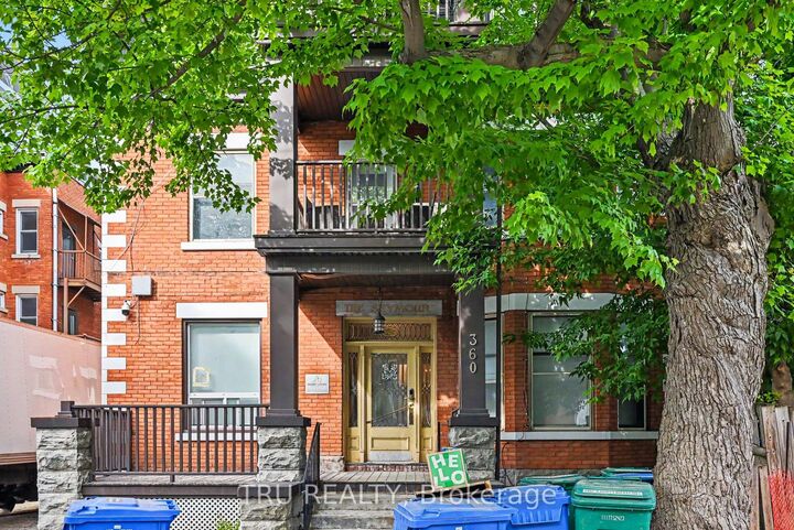 Property Photo: 360 Friel Street ON K1N 7W6