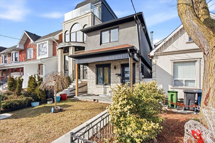 Property Photo: 568 Delaware Avenue N ON M6H 2V2