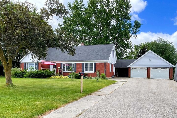 Property Photo:  1053 Highway 9 N/A  ON N0G 2J0 