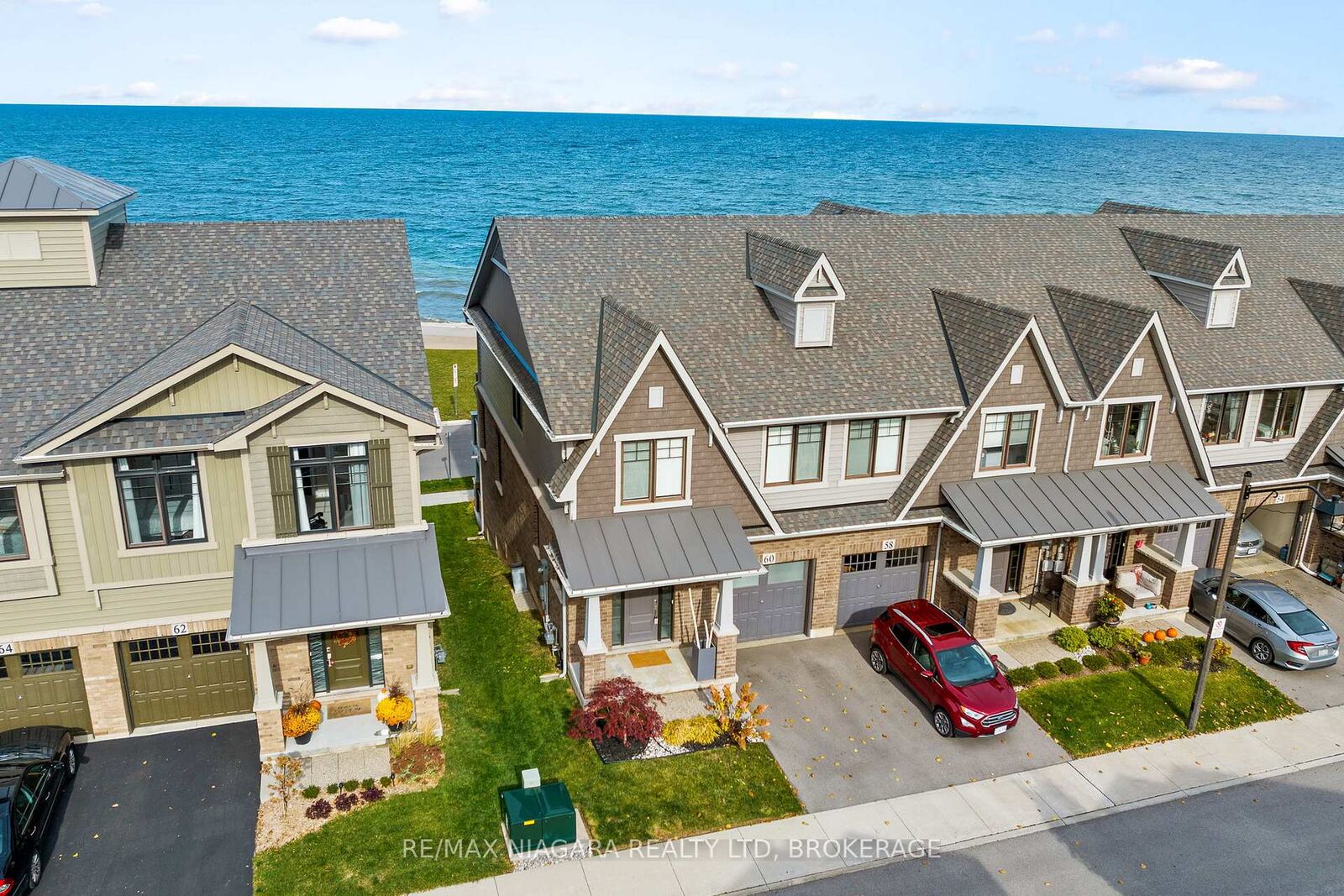 Property Photo: 60 Waterview Lane ON L3M 0H2