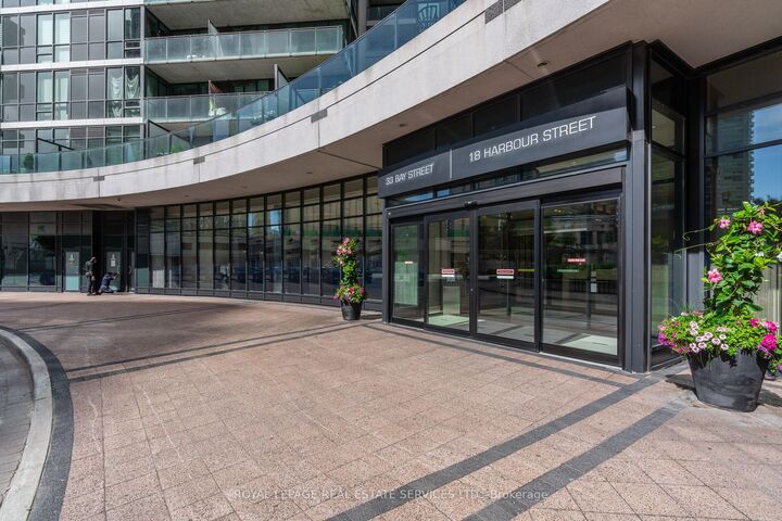 Property Photo: 18 Harbour Street 1204 ON M5J 2Z6