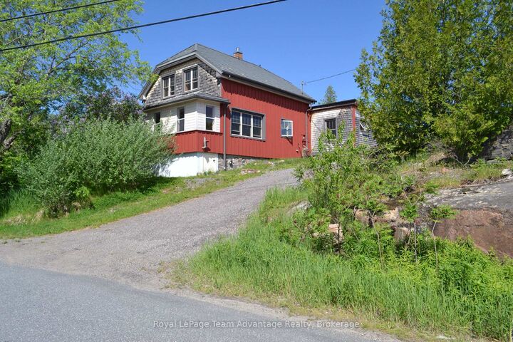 Property Photo: 945 Riverside Drive ON P0G 1A0
