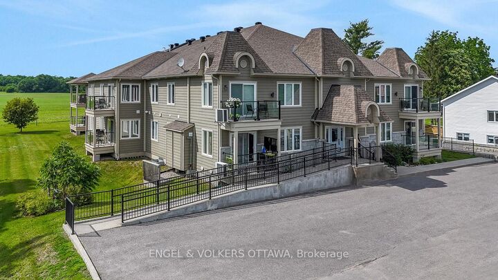 Property Photo: 38 Charles Street 202 ON K0A 1R0
