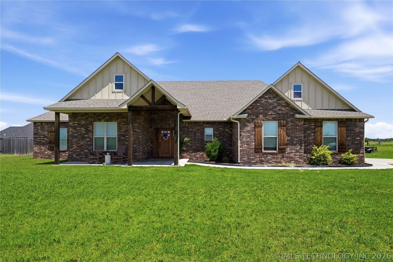 Property Photo: 1684 E 61st Street OK 74403