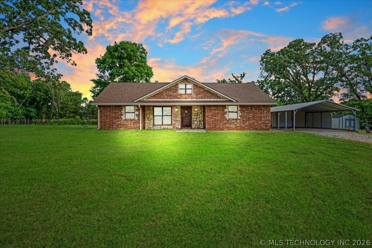 Property Photo: 7939 W G Bar Road OK 74525