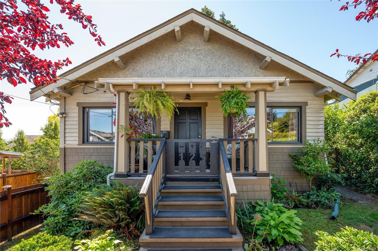 Property Photo:  125 Townsite Rd  BC V9S 1K5 