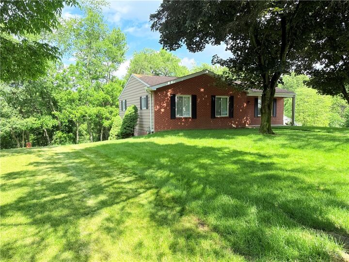 Property Photo: 5246 Richland Road PA 15044