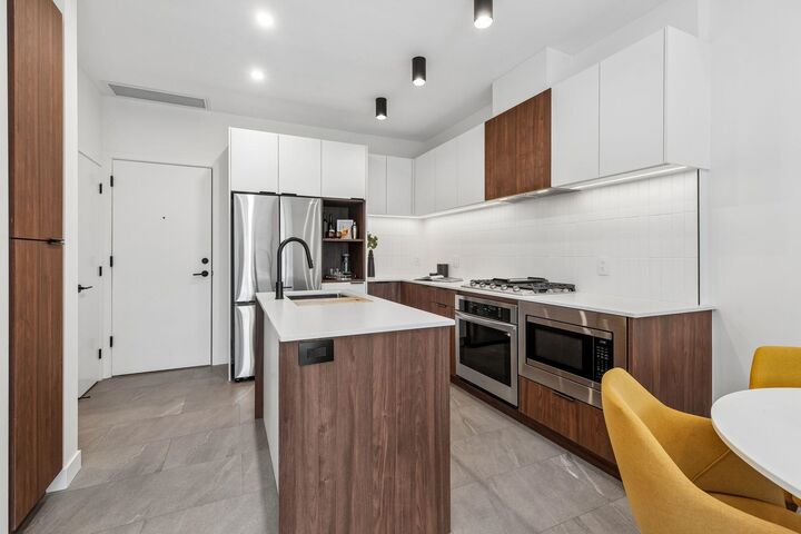 Property Photo: 623 Kemsley Avenue 103 BC V3J 0L8