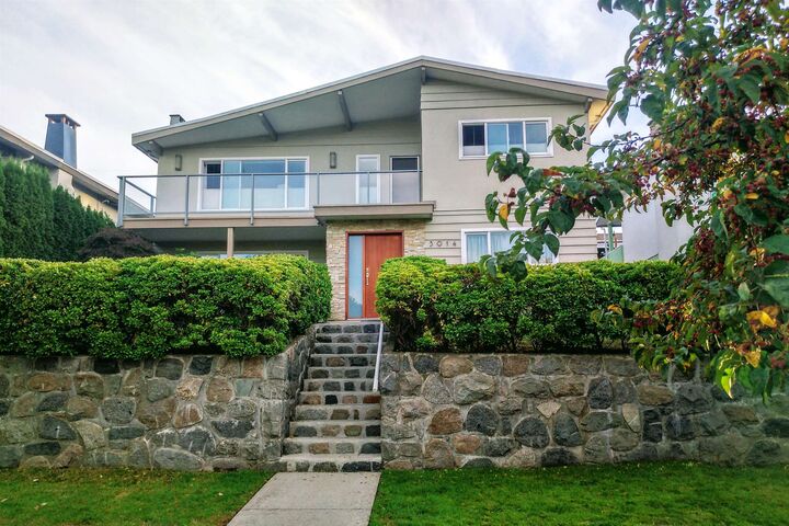 3014 E 14th Avenue — photo 1