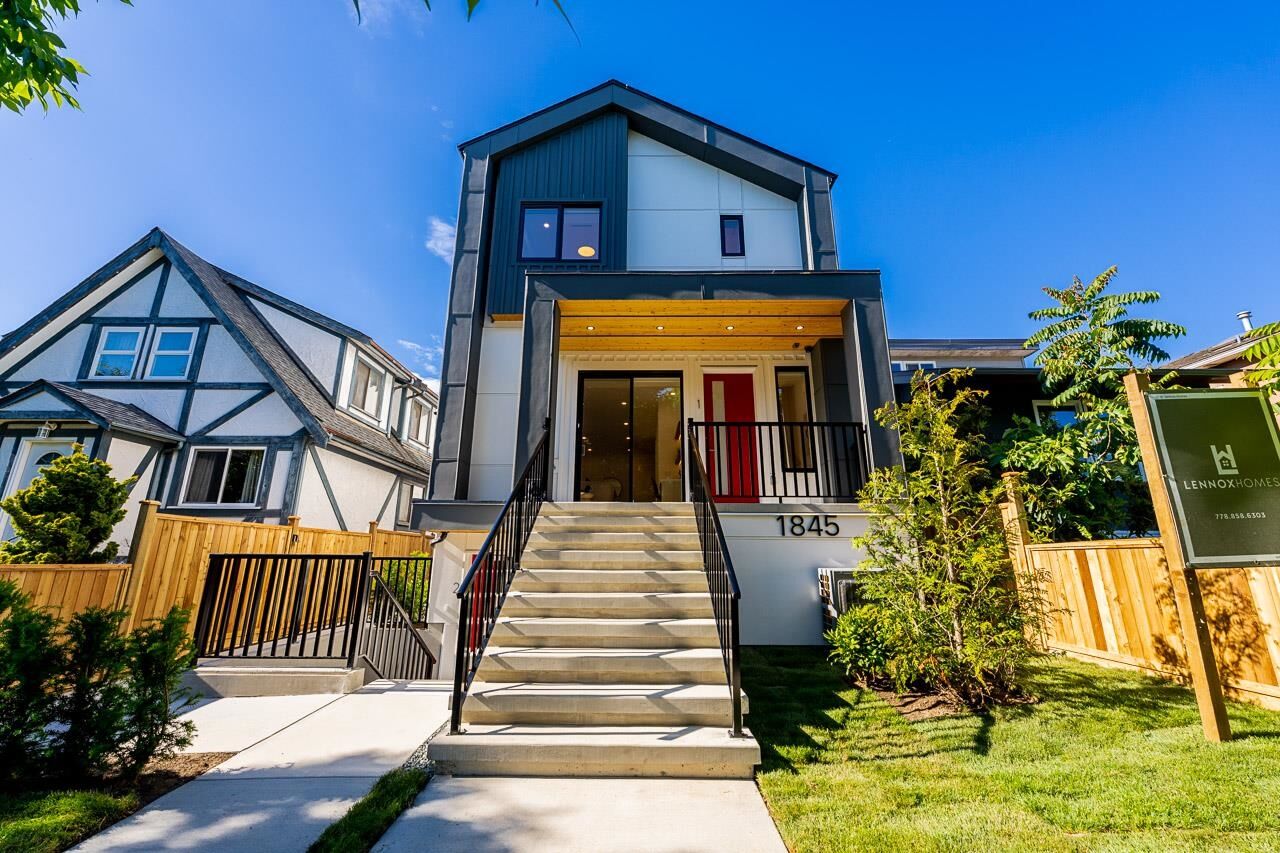 Property Photo: 1845 E 51st Avenue 3 BC V5P 1W1