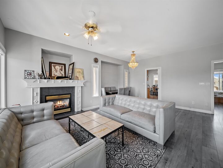 Property Photo: 31431 Legacy Court BC V2T 6W5