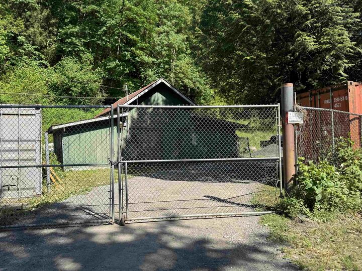 Property Photo: 7252 272 Street BC V4W 3W9