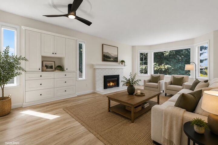 Property Photo: 45170 Bluejay Avenue BC V2R 2V2