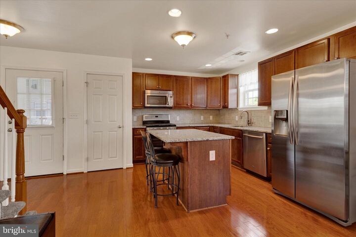 Property Photo:  3869 Ashland Drive F2  PA 19438 