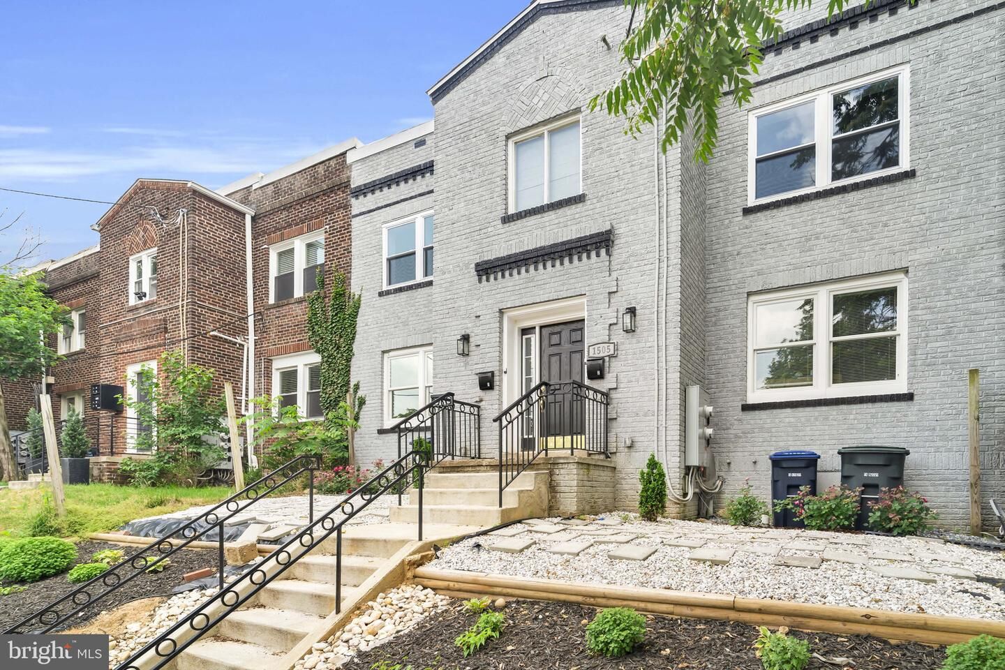 Property Photo:  1505 W Street SE 1  DC 20020 