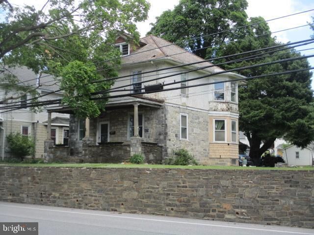 Property Photo: 222 E North Lane PA 19428