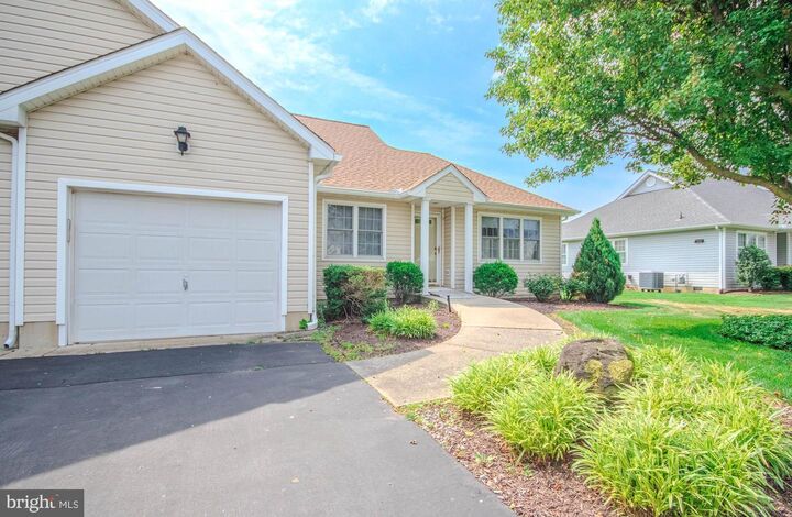 Property Photo: 911 Rosalie Way MD 21804