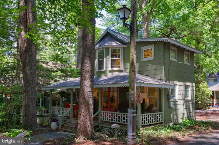 Property Photo:  411 2nd Street  PA 17064 
