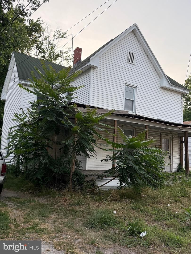 Property Photo:  810 2nd Street  MD 21851 