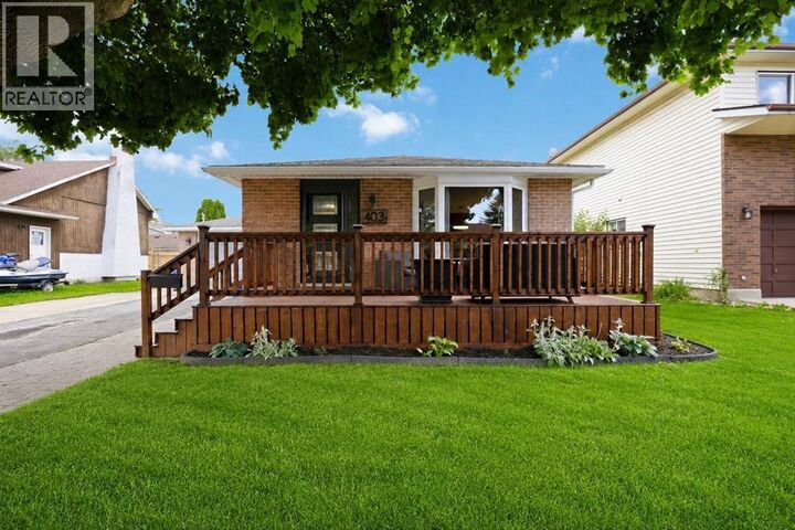 Property Photo: 403 Huxley Avenue ON N7S 4Z1