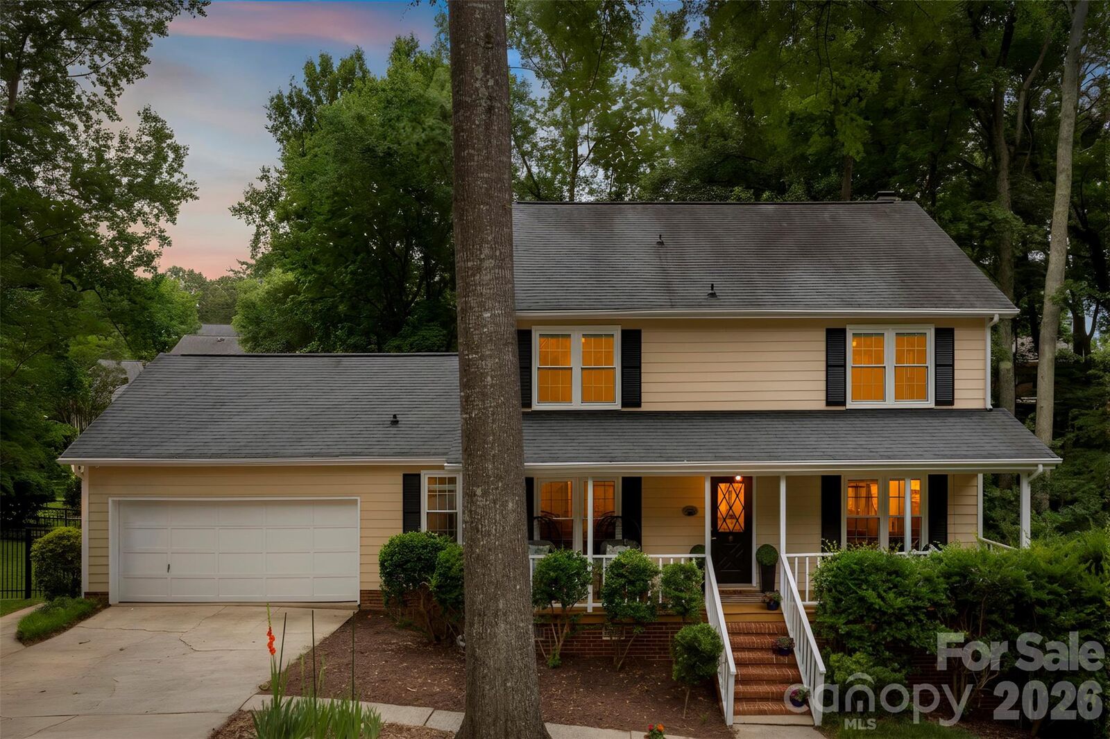 Property Photo: 2328 Wittstock Drive NC 28210