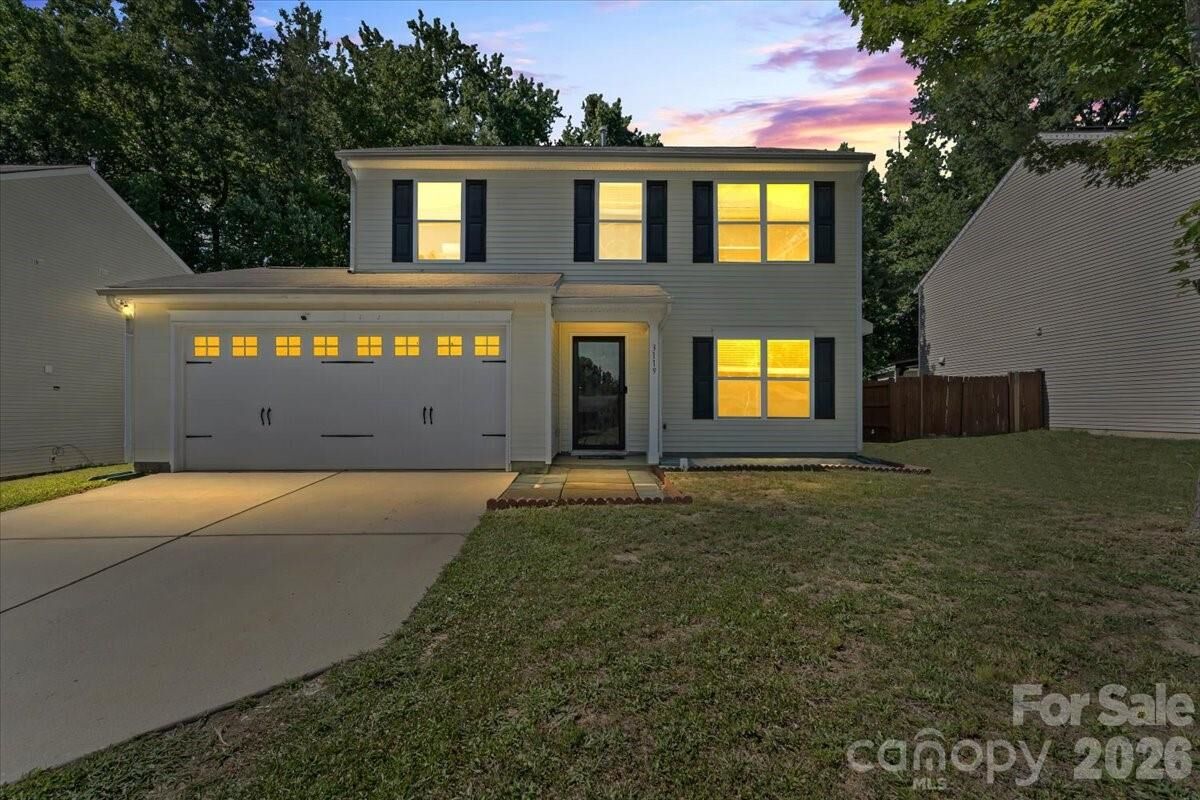 Property Photo:  3119 Decapolis Drive  NC 28215 