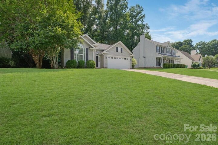 Property Photo: 14136 Walkers Crossing Drive NC 28273
