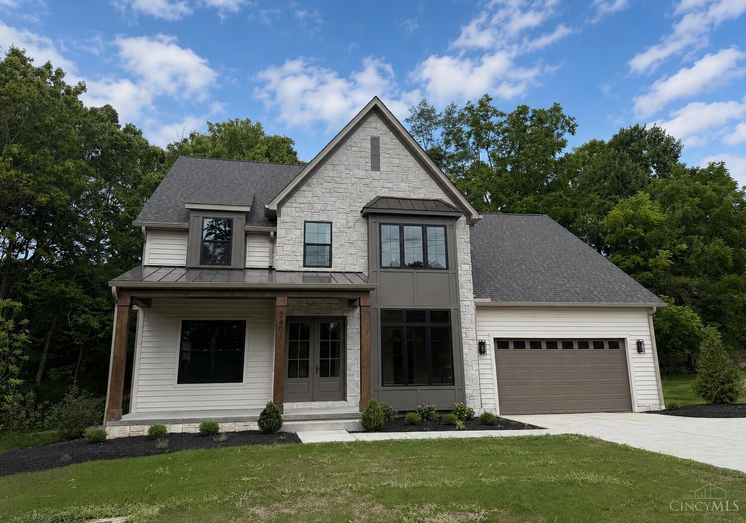 Property Photo: 7401 Cornell Road OH 45242