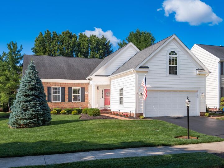 Property Photo:  247 Chasely Circle  OH 43065 