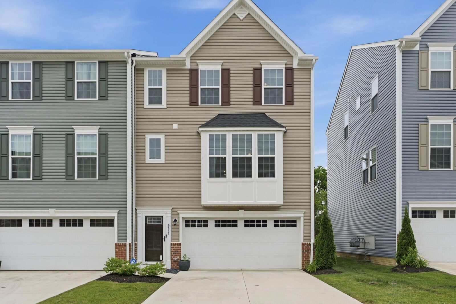 Property Photo: 6831 Henley Drive OH 43068