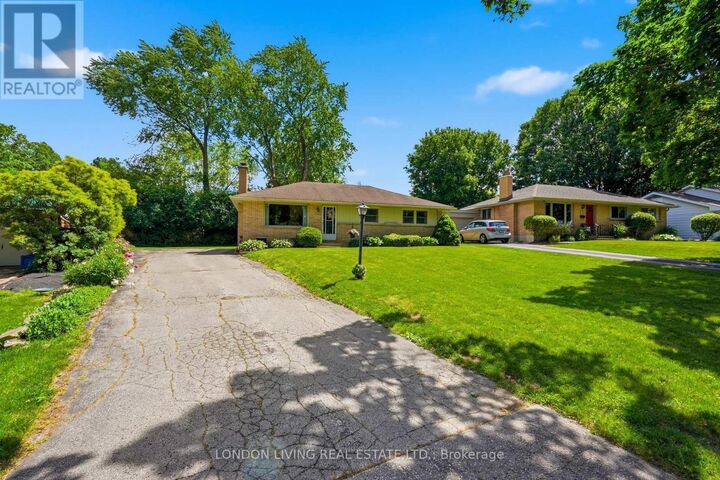 Property Photo:  549 Ridgewood Crescent  ON N6J 3J1 