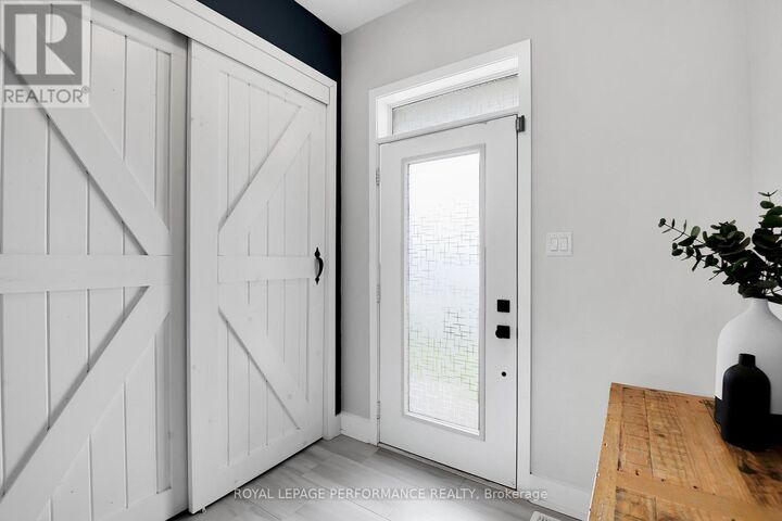 Property Photo:  56 Pelham Crescent  ON K0A 2Z0 
