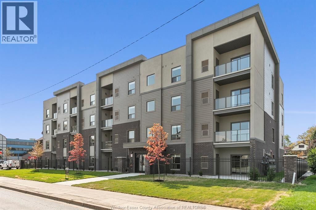 Property Photo: 955 Ouellette Avenue 203 ON N9A 4J5