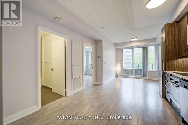 Property Photo: 18 Uptown Drive 301 ON L3R 5M5