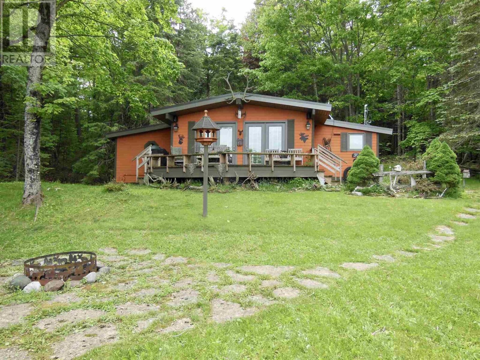 Property Photo:  1943 V Line Rd  ON P0R 1J0 