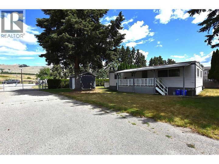 Property Photo:  5484 25 Avenue 35  BC V1T 7A8 