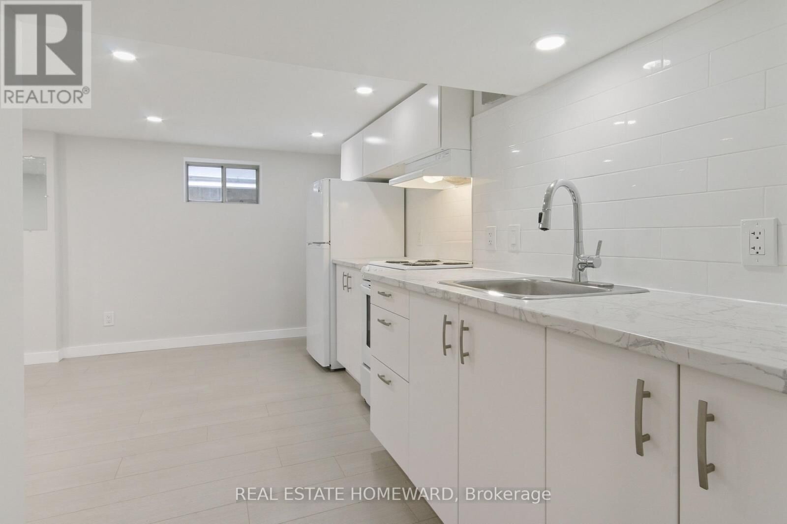 Property Photo: 486 Delaware Avenue Lower ON M6H 2T9