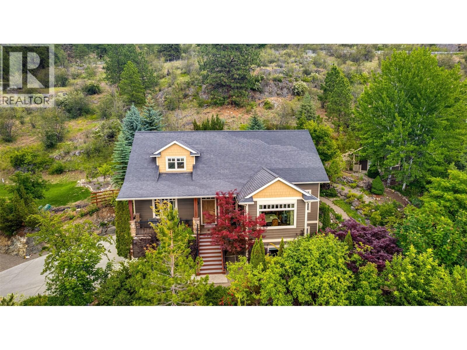 Property Photo: 677 Cypress Drive BC V1B 3Y5