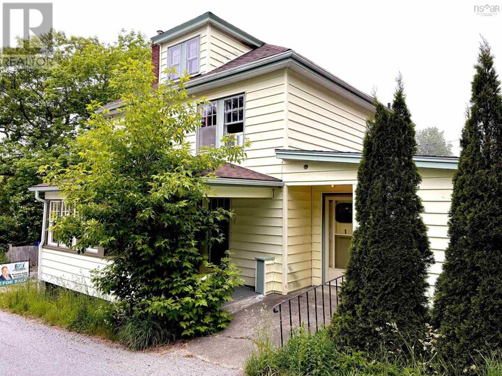 Property Photo:  1 Dexter Avenue  NS B0J 1H0 