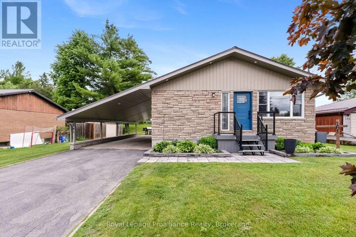 Property Photo:  161 Holly Drive  ON K0K 3E0 