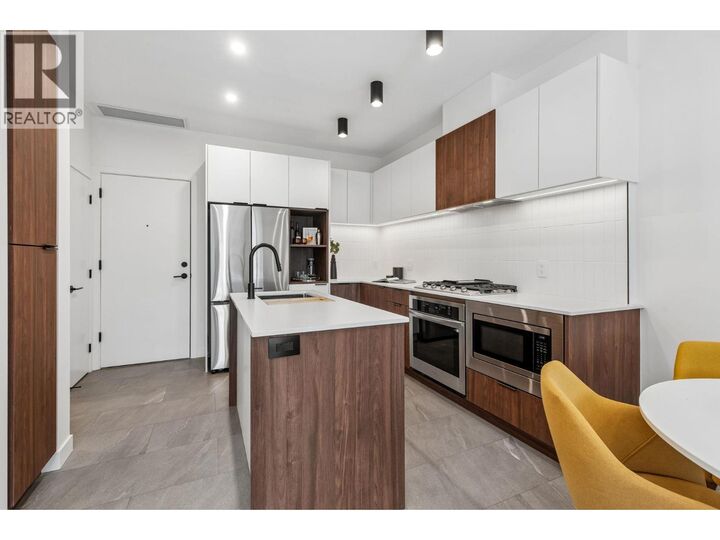 Property Photo:  623 Kemsley Avenue 103  BC V3J 0L8 